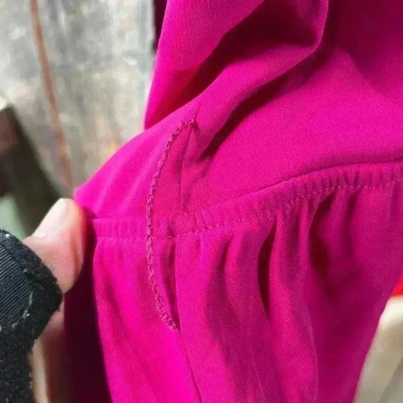 Express Women's Sz L Dressy Tank, Cross Ruffle Gorgeous Fuscia Color - Picture 3 of 4